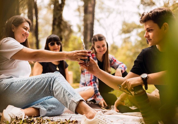 personas_tomando_mate